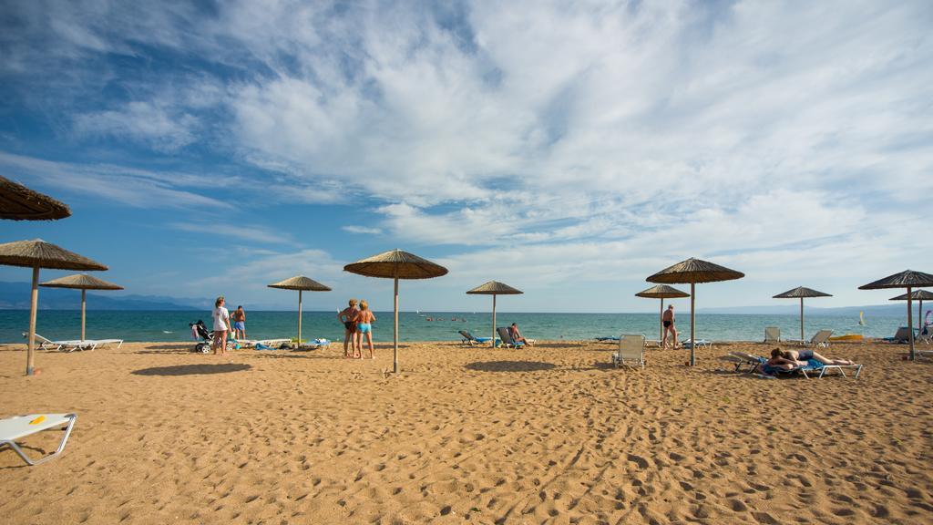 Buca Beach Resort Messíni Exteriör bild