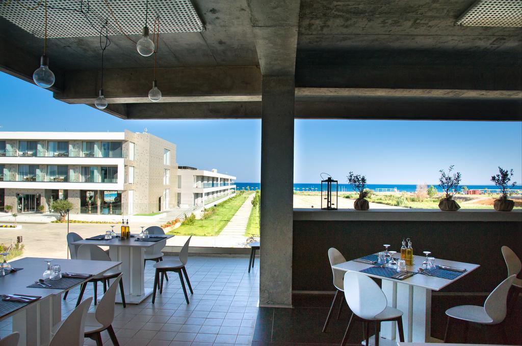 Buca Beach Resort Messíni Exteriör bild